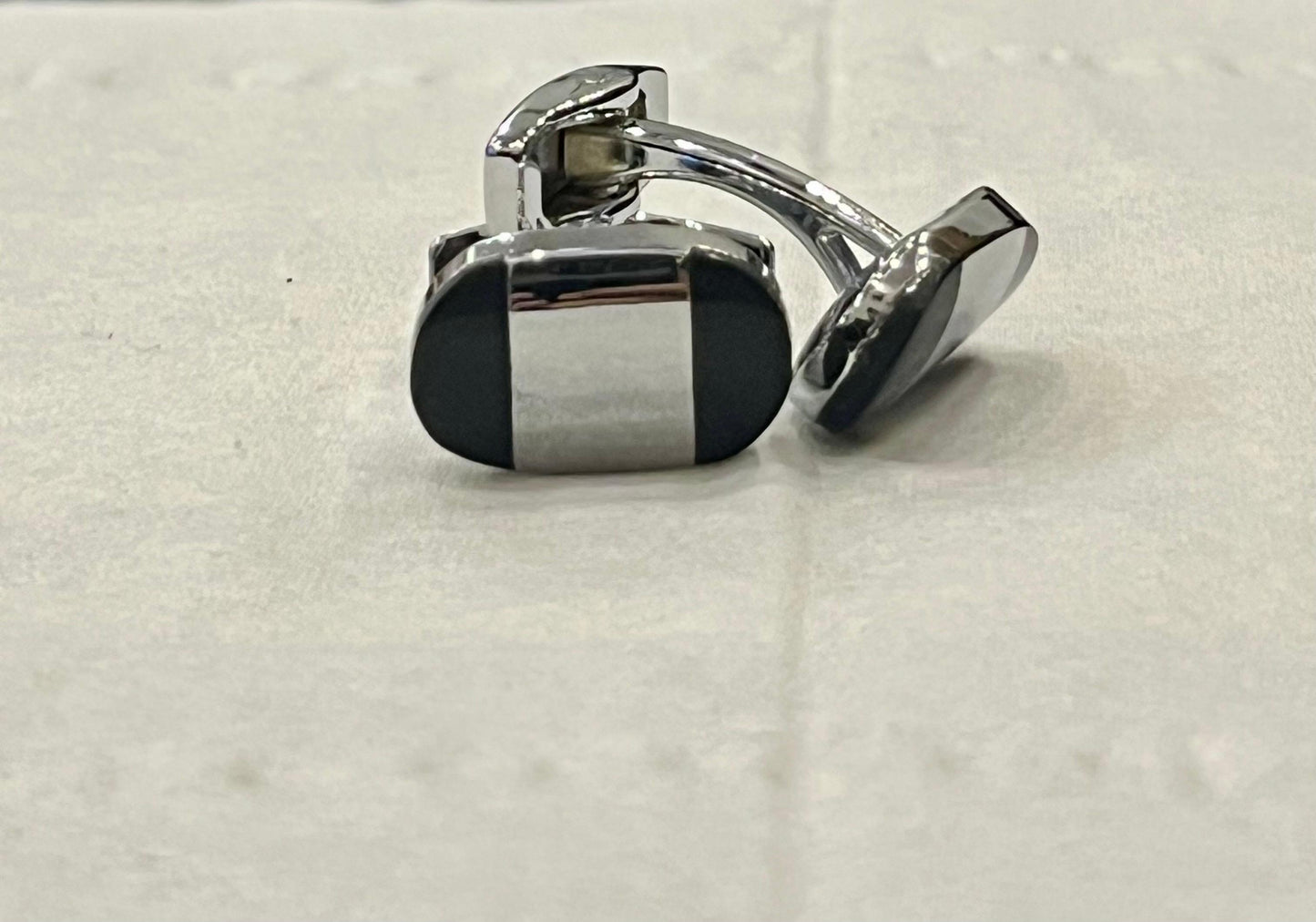 CUFFLINKS