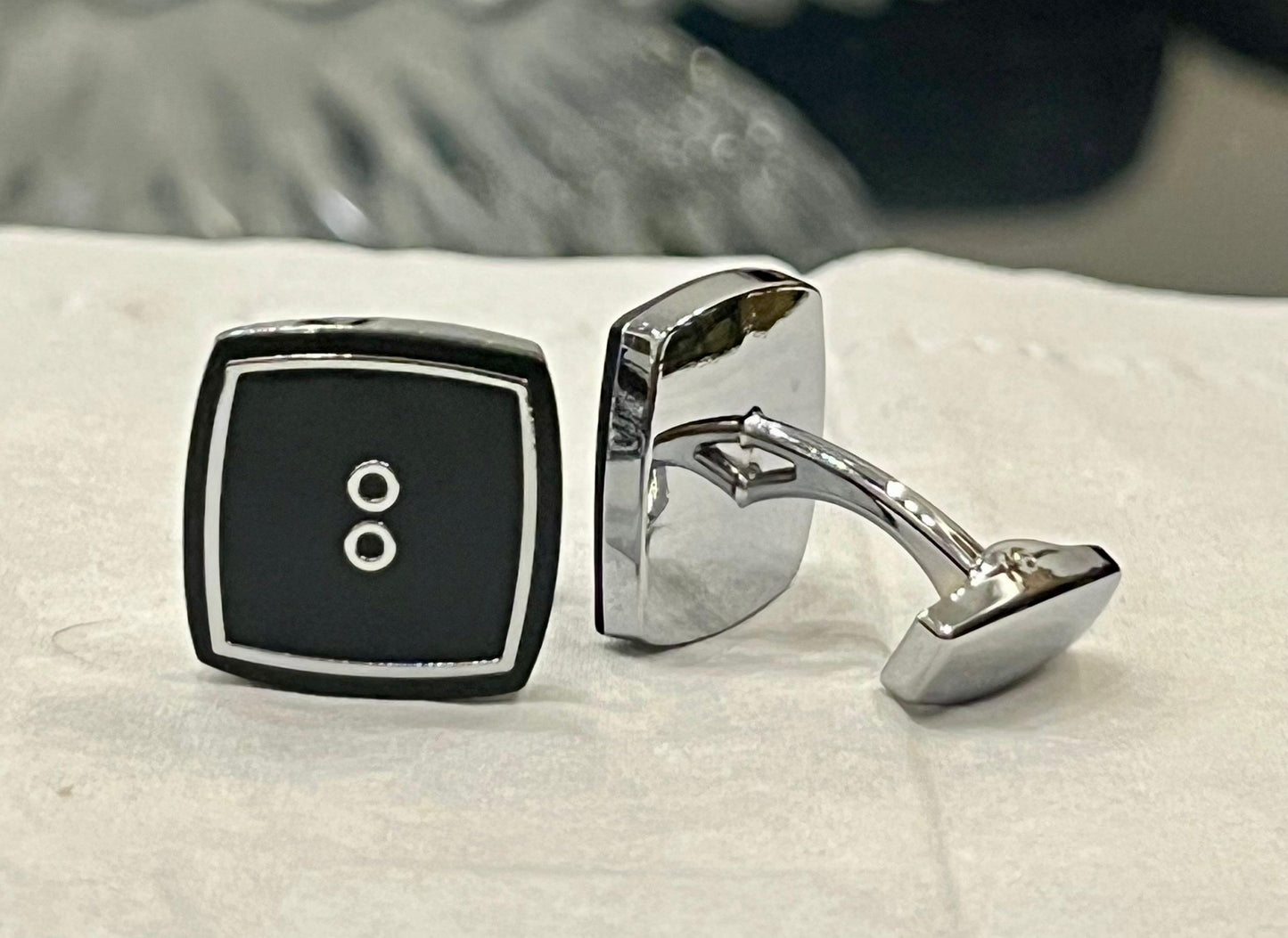 CUFFLINKS