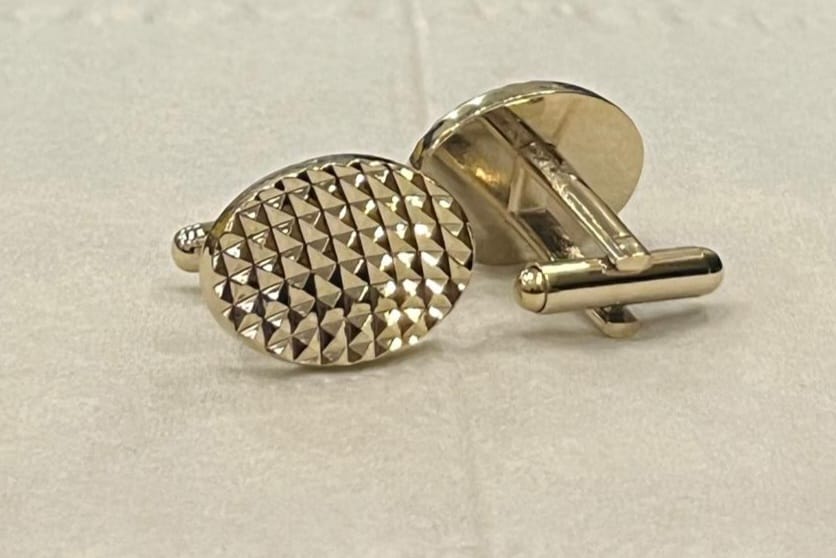 CUFF LINKS